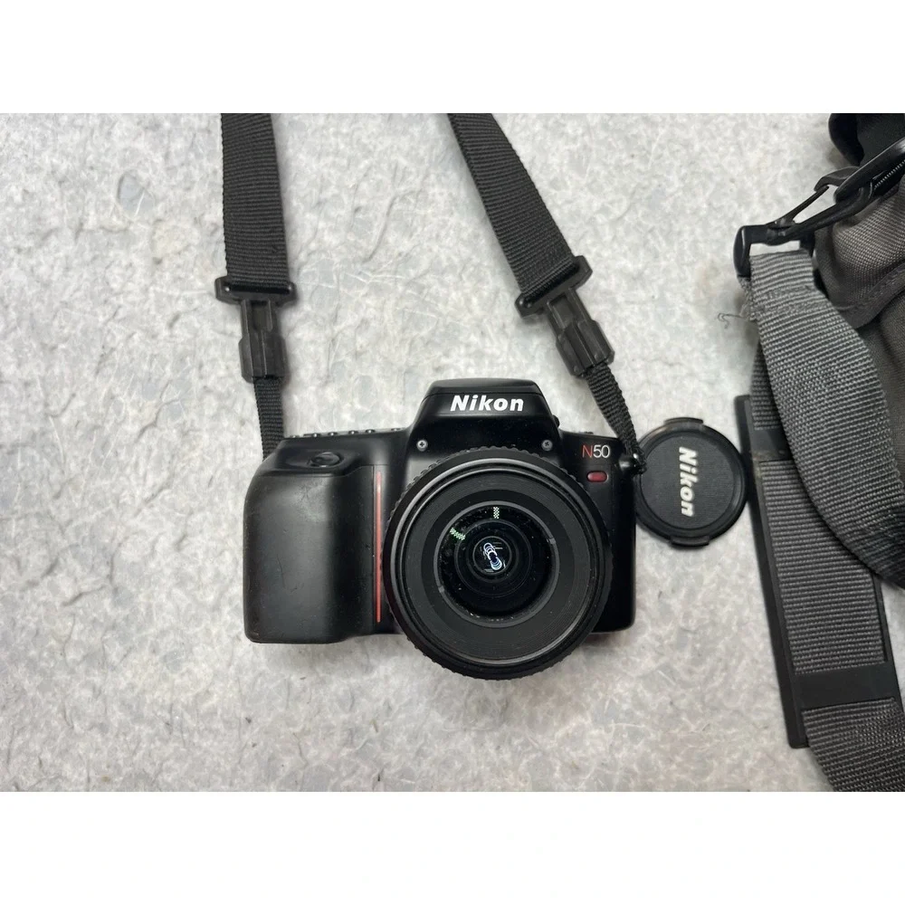 Nikon N50 Camera 35-80mm Lens With‎ Papers Carrying Case Extra Batteries Tested